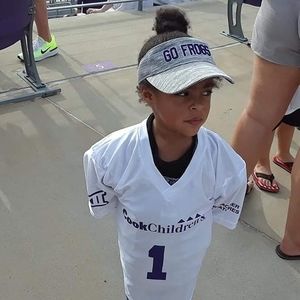 Meet your Posher, Carla